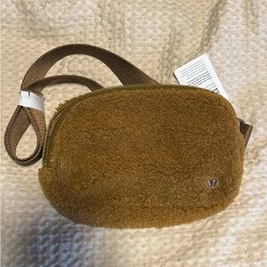 Lululemon Brown Everywhere Belt Bag *Fleece